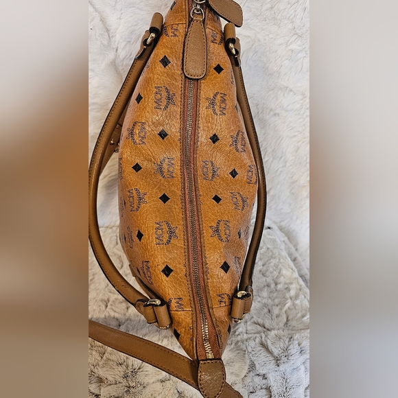 MCM Visetos 2-Way Shoulder Bag  - Picture 5 of 16